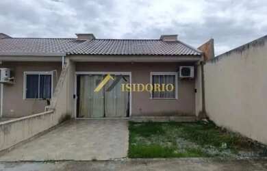 Imagem: A casa em condomínio possui 2 Dormitórios, 1 Banheiro, 2 Vagas