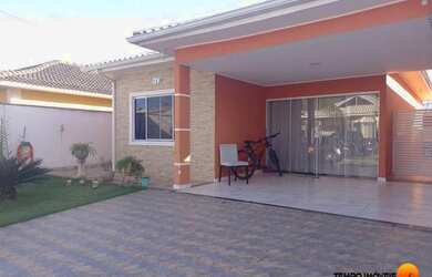 Imagem: A casa em condomínio possui 3 Dormitórios, 2 Banheiros, 2