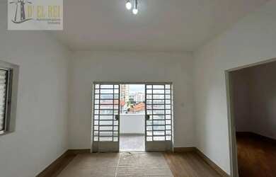 Imagem: A casa possui 3 Dormitórios, 1 Banheiro, 1 Vaga na garagem