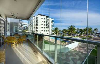 Imagem: O apartamento possui 4 Dormitórios, 5 Banheiros, 3 Vagas na