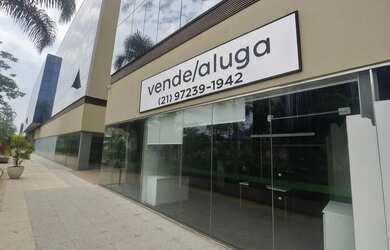 Imagem: O depósito possui 5 Vagas na garagem, 691m² de Área e está