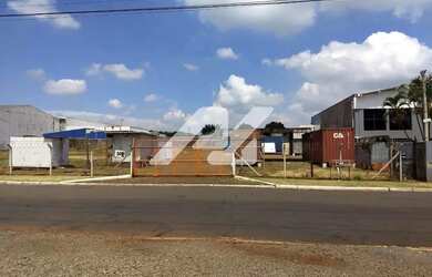 Imagem: O terreno possui 1949m² de Área e está localizado em Terminal