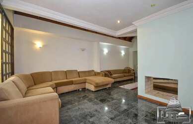 Imagem 6: Sobrado para venda tem 370 metros quadrados com 5 quartos em Atuba - Curitiba - PR