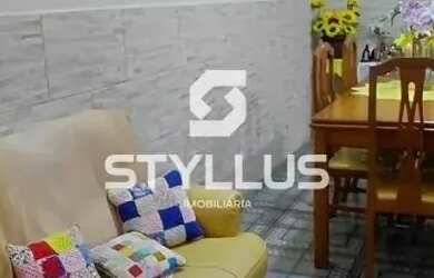 Imagem: A casa possui 3 Dormitórios, 3 Banheiros, 2 Vagas na garagem