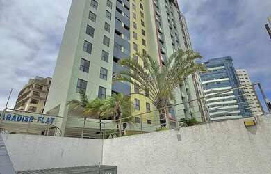 Imagem: O studio possui 1 Dormitório, 1 Banheiro, 5 Vagas na garagem