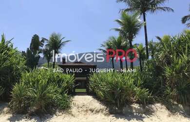 Imagem: A casa em condomínio possui 5 Dormitórios, 5 Banheiros, 3