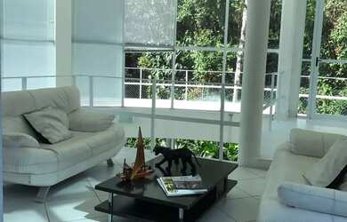 Imagem: A casa em condomínio possui 5 Dormitórios, 5 Banheiros, 5