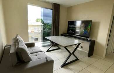 Imagem: O apartamento possui 2 Dormitórios, 1 Banheiro, 1 Vaga na garagem