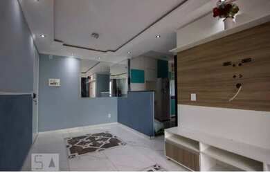 Imagem: O apartamento possui 2 Dormitórios, 1 Banheiro, 1 Vaga na garagem