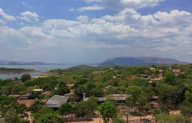 Imagem: O terreno possui 800m² de Área e está localizado em Niquelândia