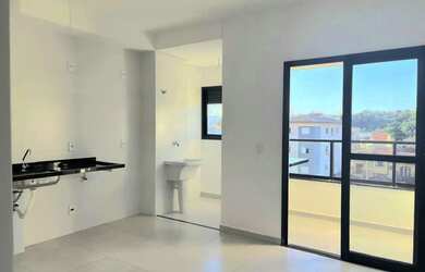 Imagem: O apartamento possui 1 Dormitório, 2 Banheiros, 1 Vaga na garagem