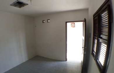 Imagem 7: Apartamento Residencial de 30 m² no Bairro José Bonifácio por R$379,00