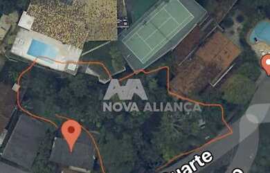 Imagem: O terreno possui 620m² de Área e está localizado em Jardim