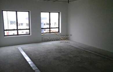 Imagem: O depósito possui 128m² de Área e está localizado em Parque