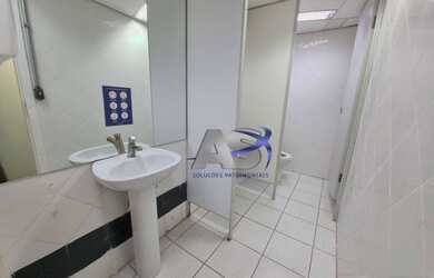 Imagem 10: Conjunto, 768 m² - venda por R$ 7.989.000,00 ou aluguel por R$ 82.790,00/mês...