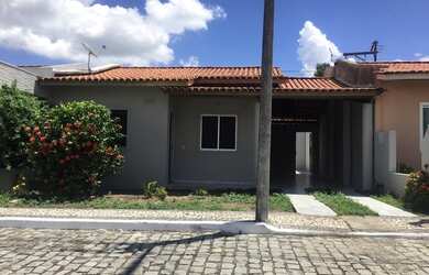 Imagem: A casa em condomínio possui 3 Dormitórios, 2 Banheiros, 2