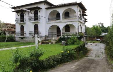 Imagem: O depósito possui 4 Vagas na garagem, 2.000m² de Área e