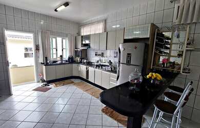 Imagem 8: Casa à venda no Centro de Imbituba em terreno de 400m²