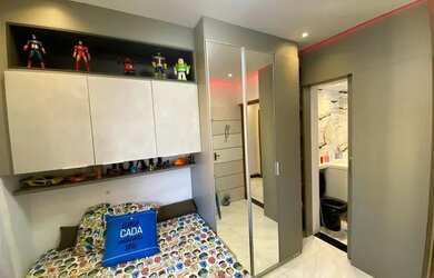 Imagem: O apartamento possui 3 Dormitórios, 2 Banheiros, 2 Vagas na