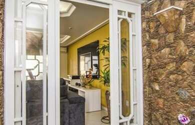 Imagem 10: Casa à venda Avenida Karl Iwers, Jardim Itu - Porto Alegre