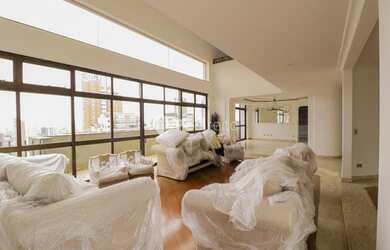 Imagem: O apartamento na cobertura possui 4 Dormitórios, 5 Banheiros