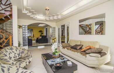 Imagem 2: Casa à venda Avenida Karl Iwers, Jardim Itu - Porto Alegre