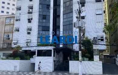 Imagem: O apartamento possui 4 Dormitórios, 4 Banheiros, 3 Vagas na