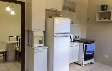 Imagem: A casa possui 5 Dormitórios, 1 Banheiro, 5 Vagas na garagem