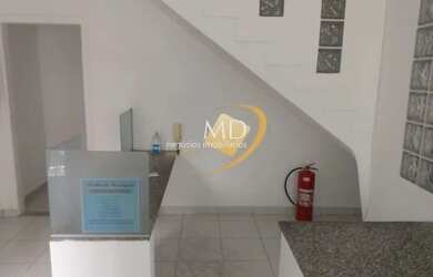 Imagem: A casa possui 3 Dormitórios, 3 Banheiros, 120m² de Área e