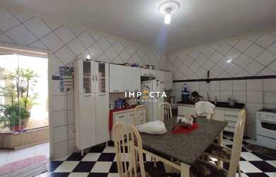 Imagem 5: Casa com 3 dormitórios à venda, 200 m² por R$ 890.000,00 - Primavera - Pouso Alegre/MG