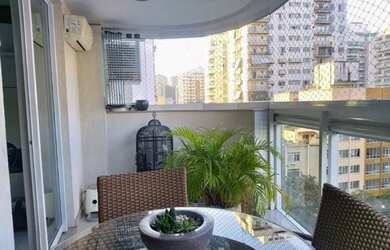 Imagem: O apartamento possui 3 Dormitórios, 3 Banheiros, 2 Vagas na