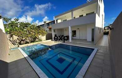 Imagem: A casa em condomínio possui 4 Dormitórios, 5 Banheiros, 4