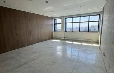 Imagem: O depósito possui 360m² de Área e está localizado em Santo