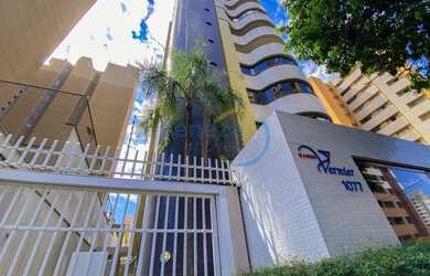 Imagem: O apartamento possui 3 Dormitórios, 3 Banheiros, 2 Vagas na