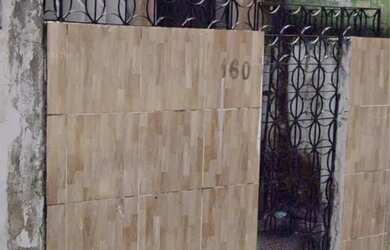 Imagem: A casa possui 2 Dormitórios, 1 Banheiro, 90m² de Área e