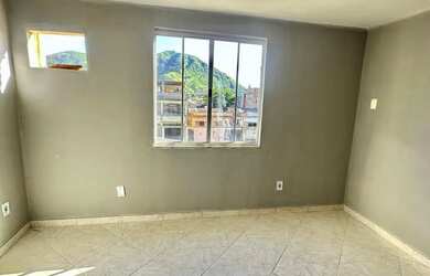 Imagem: A casa possui 1 Dormitório e 1 Banheiro e está localizado