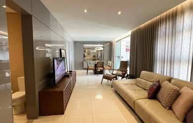 Imagem: O apartamento possui 4 Dormitórios, 4 Banheiros, 3 Vagas na