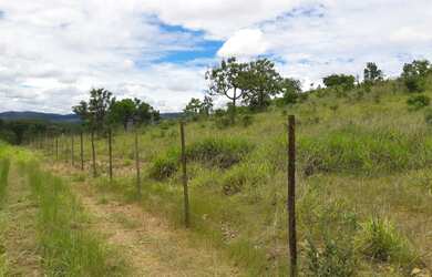 Imagem: O terreno possui 2.000m² de Área e está localizado em Conjunto