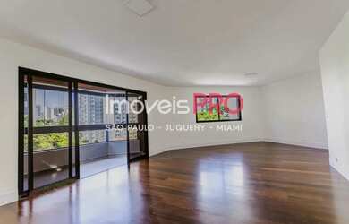 Imagem: O apartamento possui 4 Dormitórios, 3 Banheiros, 3 Vagas na