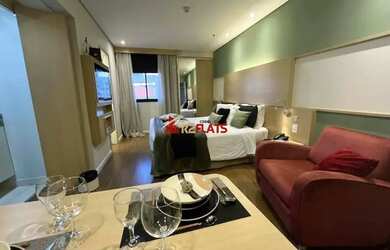 Imagem: O apartamento possui 1 Dormitório, 1 Banheiro, 1 Vaga na garagem