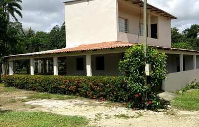 Imagem: A chácara possui 48000m² de Área e está localizado em Centro