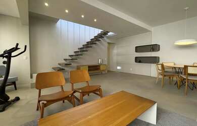 Imagem 8: COBERTURA NA AGRONOMICA. Piscina, Churrasqueira, Imóvel mobiliadoeAr-condicionado