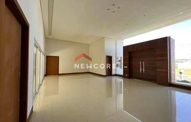 Imagem: A casa em condomínio possui 4 Dormitórios, 5 Banheiros, 4