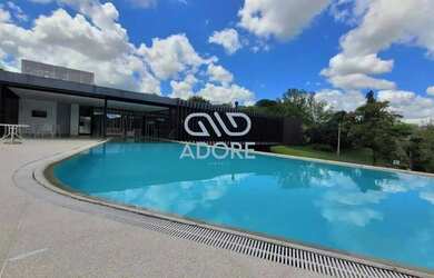 Imagem: A casa em condomínio possui 5 Dormitórios, 5 Banheiros, 5