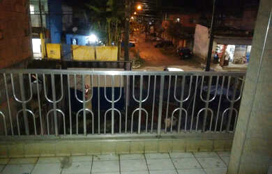 Imagem: A casa possui 3 Dormitórios, 2 Banheiros, 3 Vagas na garagem