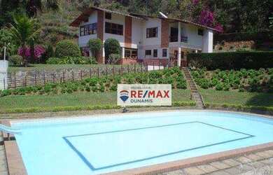 Imagem: O depósito possui 3 Vagas na garagem, 500m² de Área e está