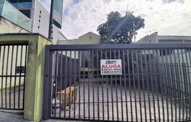 Imagem: O depósito possui 5 Vagas na garagem, 1.000m² de Área e