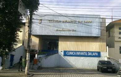 Imagem: O depósito possui 700m² de Área e está localizado em Lapa