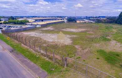 Imagem: O terreno possui 22.040m² de Área e está localizado em Novo