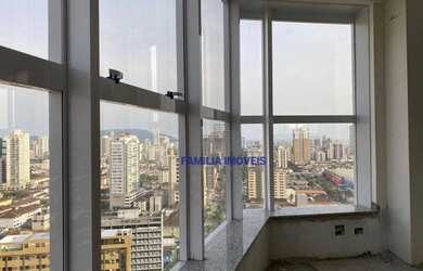 Imagem: O depósito possui 3 Vagas na garagem e 564m² de Área e está